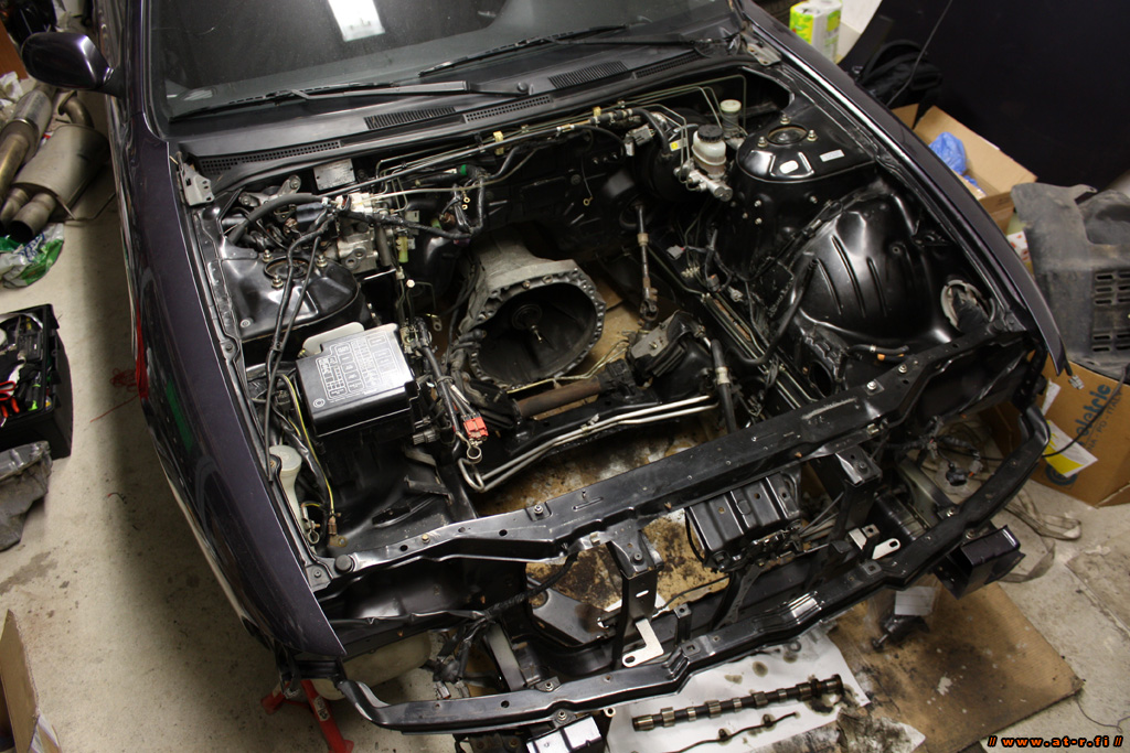 s14_p03_3706.jpg