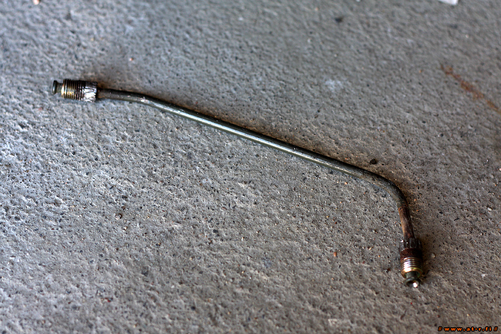 s14_p03_4221.jpg